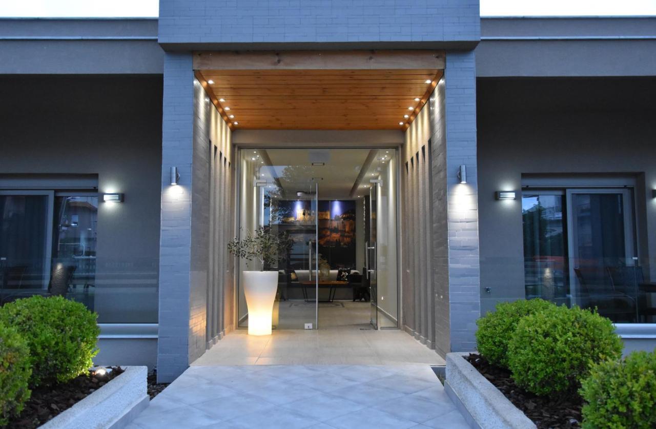Cross Plaza Aparthotel Stavros  Exterior photo